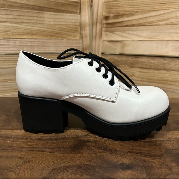 WOMEN'S ANKLE BOOTIES (UNLOCKS-S) - Picture 4 of 5